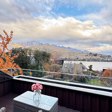 4 Bedroom Home, Unlimited Wifi, Fantastic Lake Views With Private Balcony Queenstown Exteriér fotografie